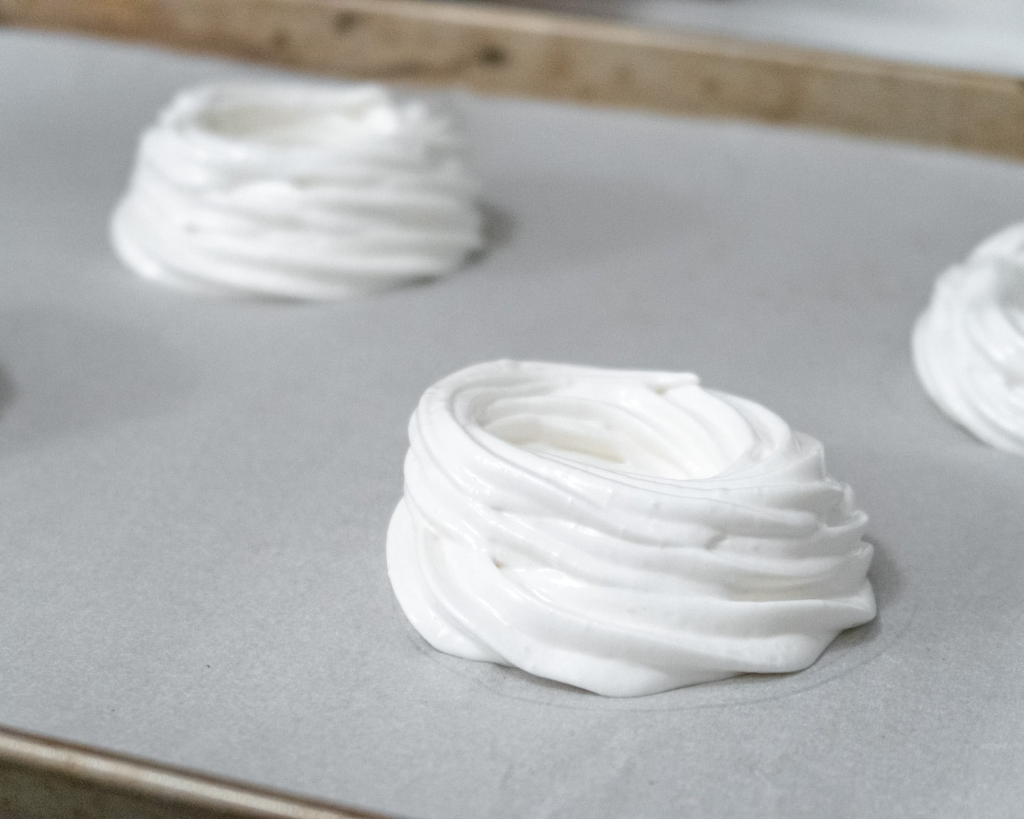 aquafaba meringue nests raw