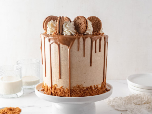 The Ultimate Drip Cake How To Guide - The Baking Explorer